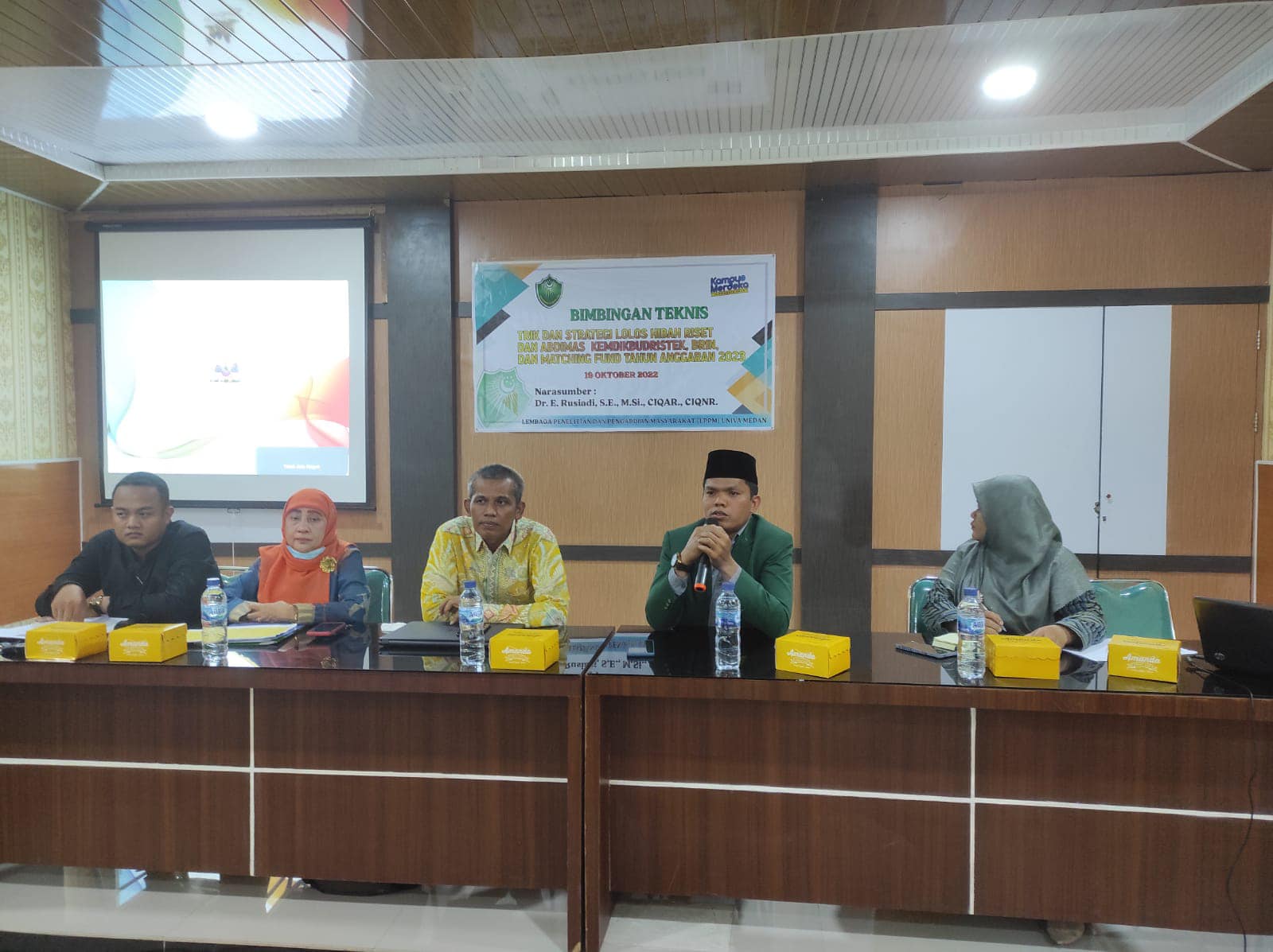 Bimbingan Teknis Strategi Lolos Hibah Penelitian dan Abdimas RISTEK BRIN di UNIVA Medan
